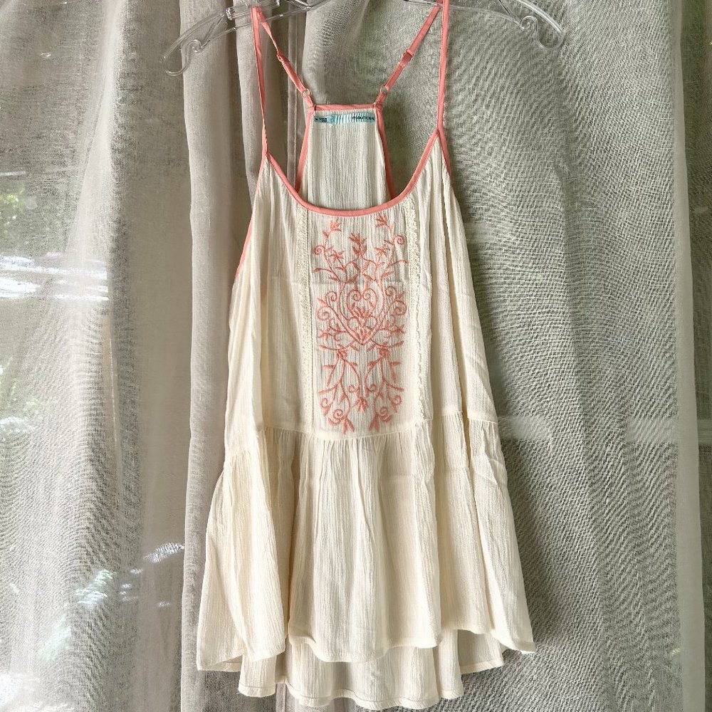 Maurices Pink and Ecru Summer Tank Size M